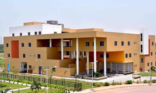 IQ-City Medical College