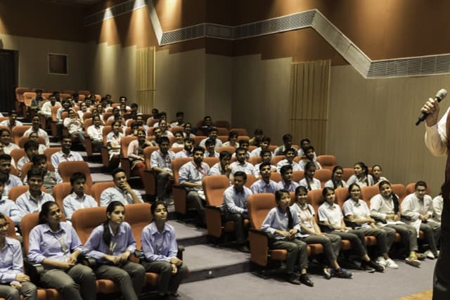 Jaipur National University Institute of Medical Sciences and Resarch Centre